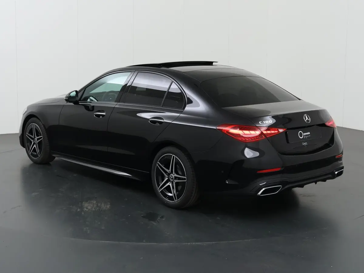 180 Star Edition AMG | Night | Panoramadak | 18" AMG Velgen | Keyless Entry | 360 camera |