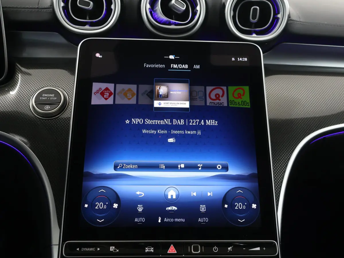 180 Star Edition AMG | Night | Panoramadak | 18" AMG Velgen | Keyless Entry | 360 camera |