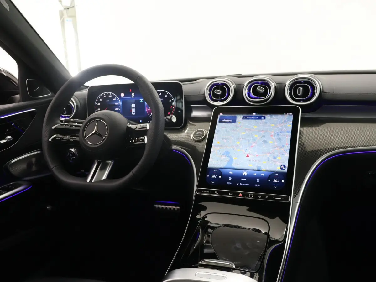180 Star Edition AMG | Night | Panoramadak | 18" AMG Velgen | Keyless Entry | 360 camera |