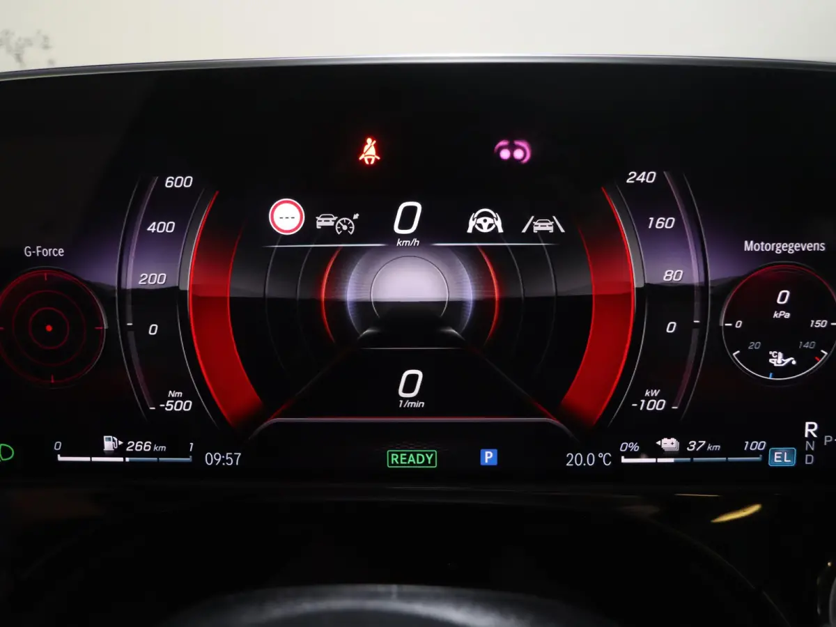 300e AMG Line Sport Edition | Night | Superscreen | Panoramadak | Rijassistentiepakket | Burmester | 360 camera | Stoelverwarming/ventilatie |