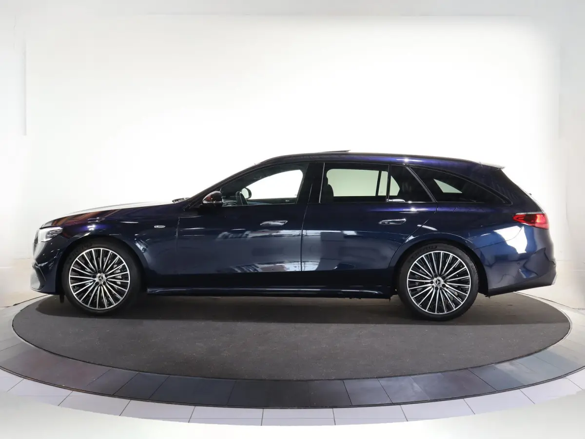 300e AMG Line Sport Edition | Night | Superscreen | Panoramadak | Rijassistentiepakket | Burmester | 360 camera | Stoelverwarming/ventilatie |
