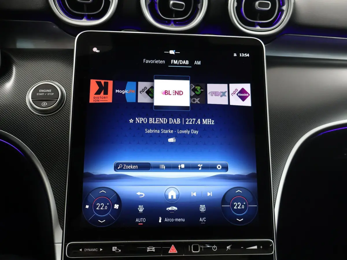 Star Edition 180 Luxury Line | Panoramaschuifdak | dodehoekassistent | Apple CarPlay | Premium sfeerverlichting |