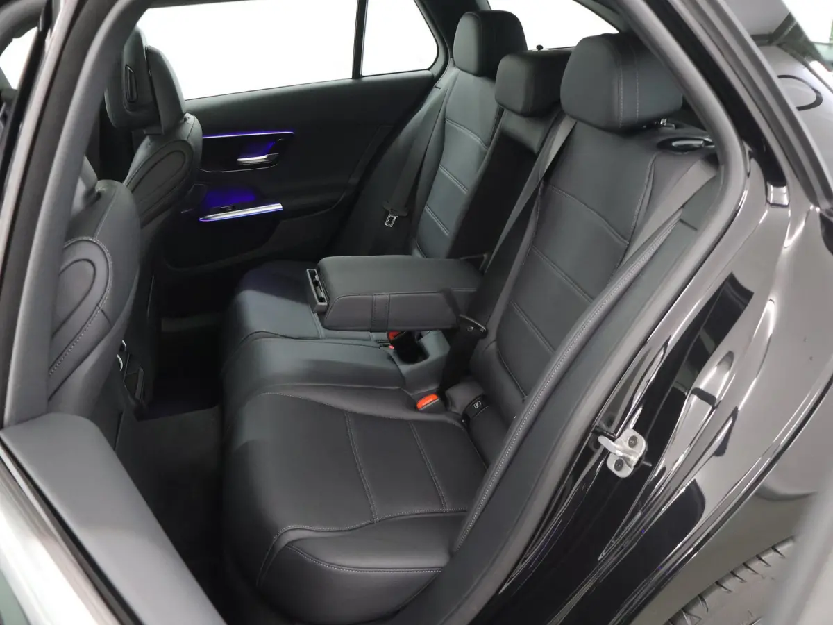 Star Edition 180 Luxury Line | Panoramaschuifdak | dodehoekassistent | Apple CarPlay | Premium sfeerverlichting |