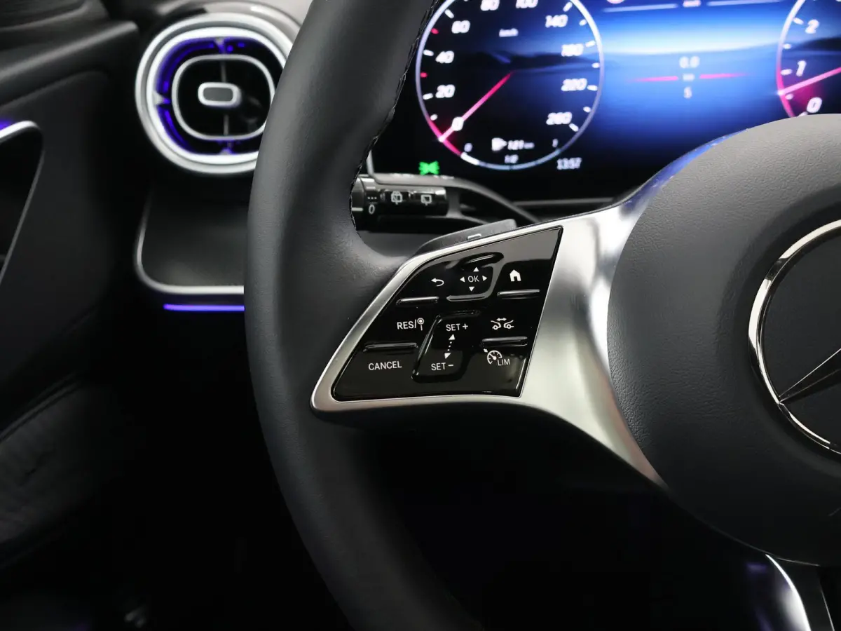 Star Edition 180 Luxury Line | Panoramaschuifdak | dodehoekassistent | Apple CarPlay | Premium sfeerverlichting |