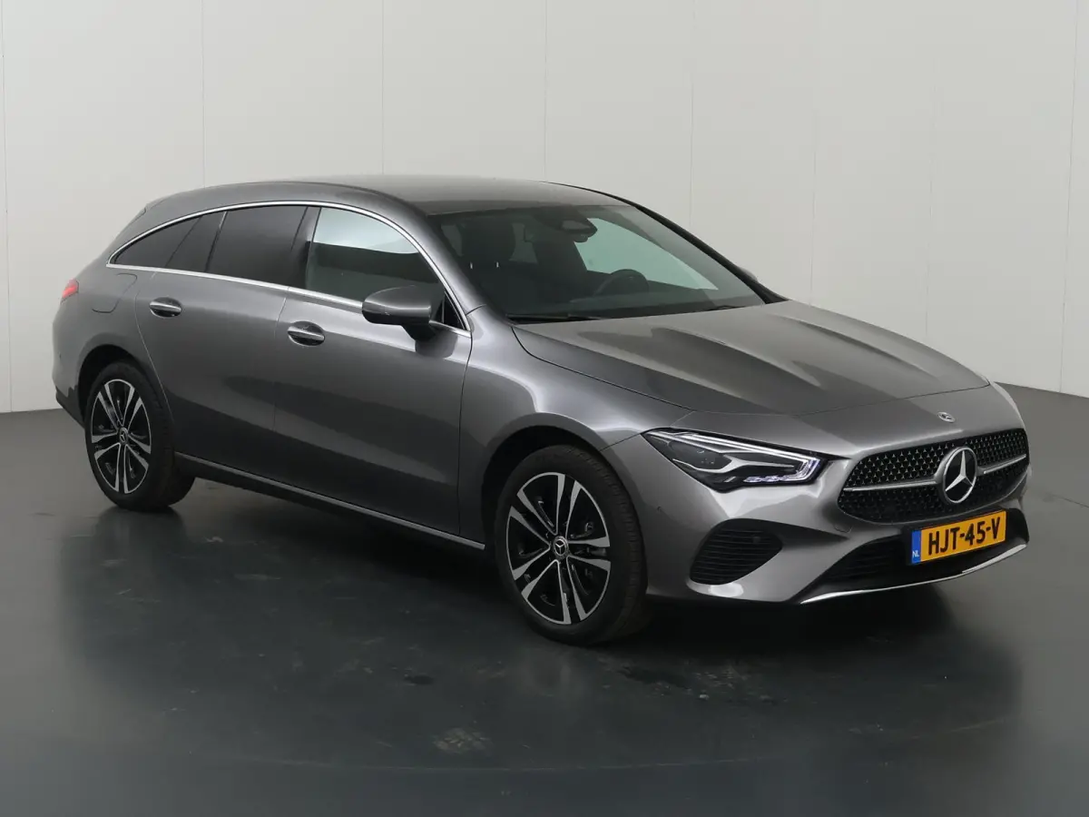250e Star Edition | Easypack - achterklep | Keyless go | Achteruitrijcamera | Stoelverwarming | Sfeerverlichting |
