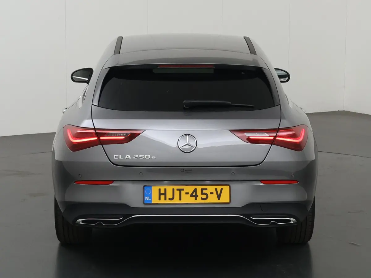 250e Star Edition | Easypack - achterklep | Keyless go | Achteruitrijcamera | Stoelverwarming | Sfeerverlichting |