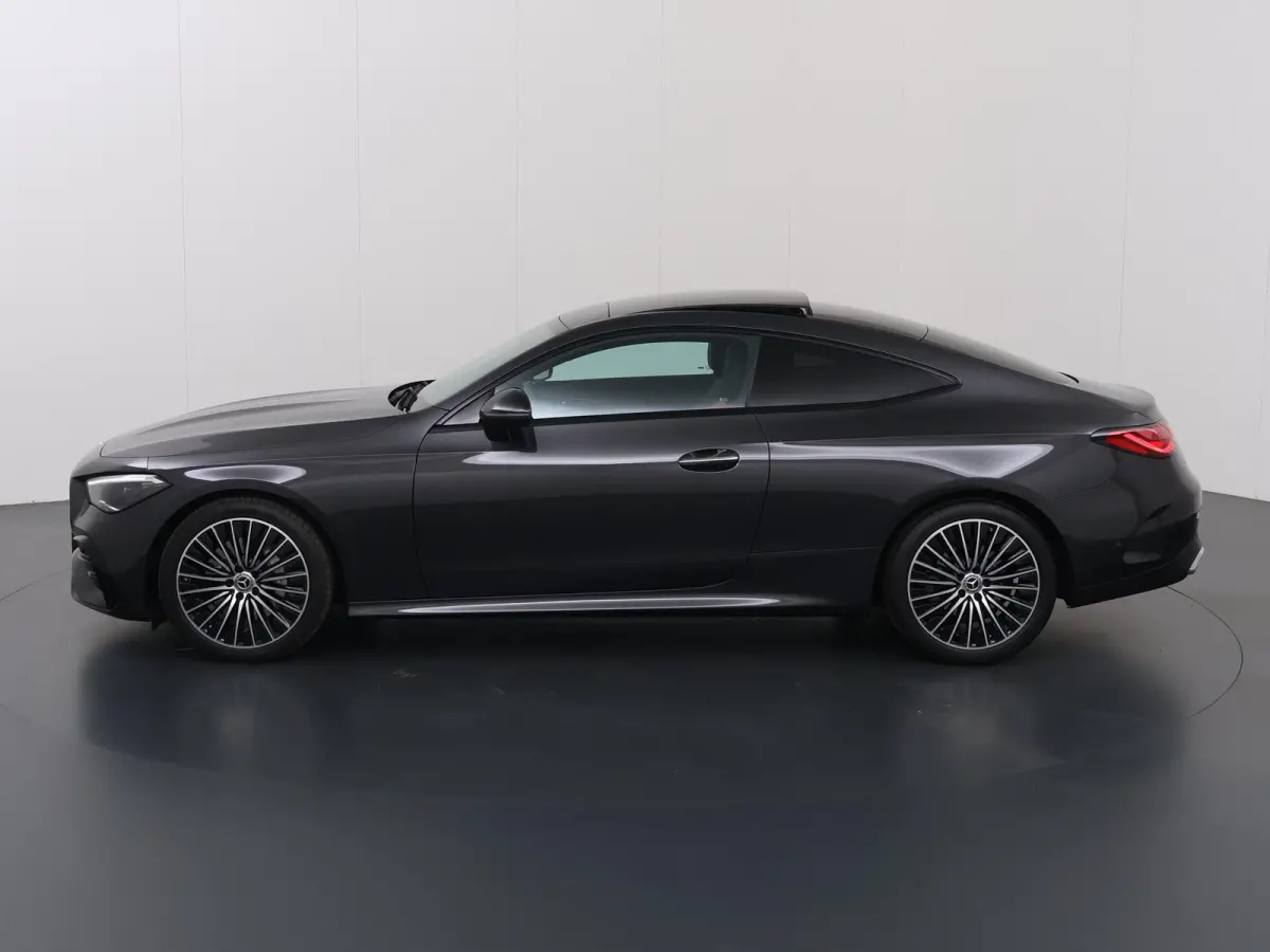 200 AMG Line | Panoramadak | Night | Memory | Burmester | Rode gordels | 19 inch AMG multispaaks | Headup |
