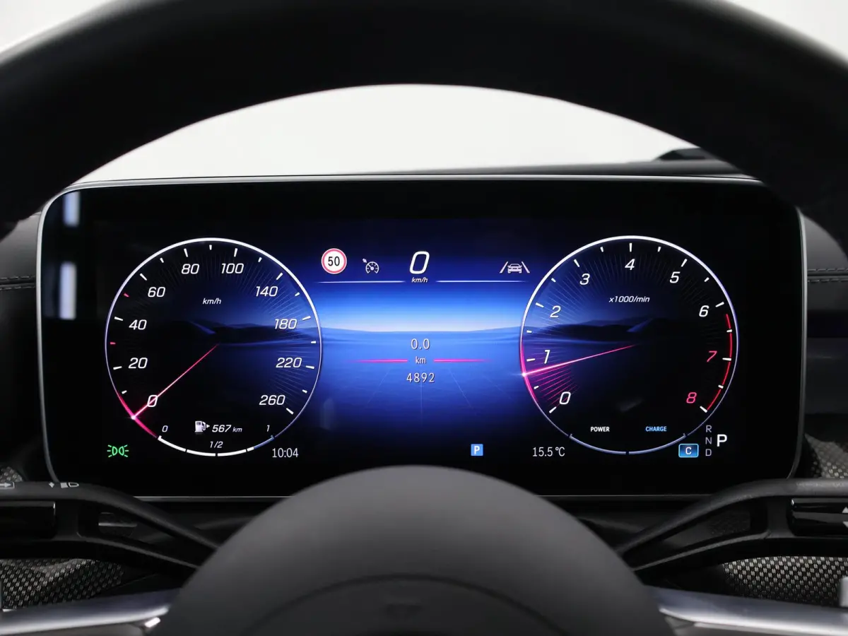 200 AMG Line | Panoramadak | Night | Memory | Burmester | Rode gordels | 19 inch AMG multispaaks | Headup |