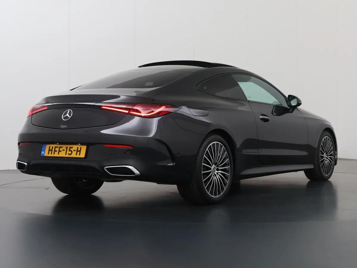 200 AMG Line | Panoramadak | Night | Memory | Burmester | Rode gordels | 19 inch AMG multispaaks | Headup |