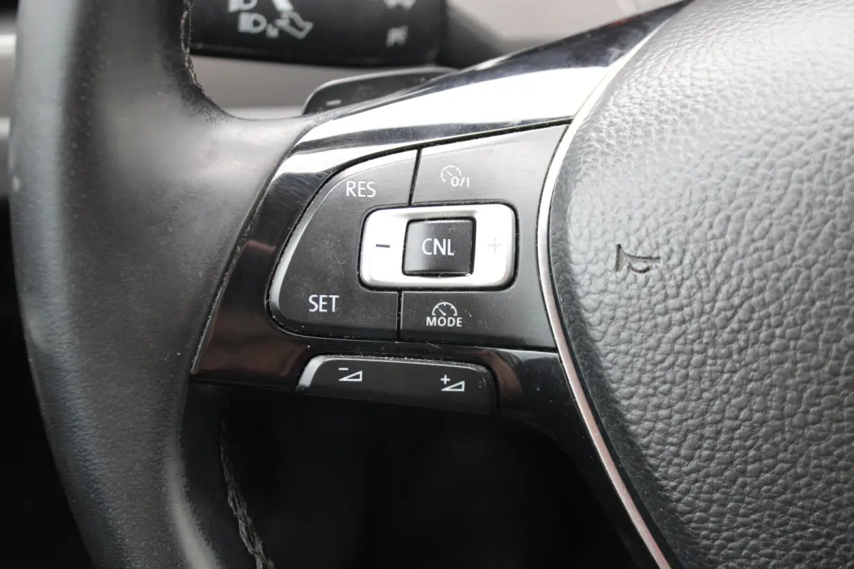 1.6 TDI SCR Connected Series 7p