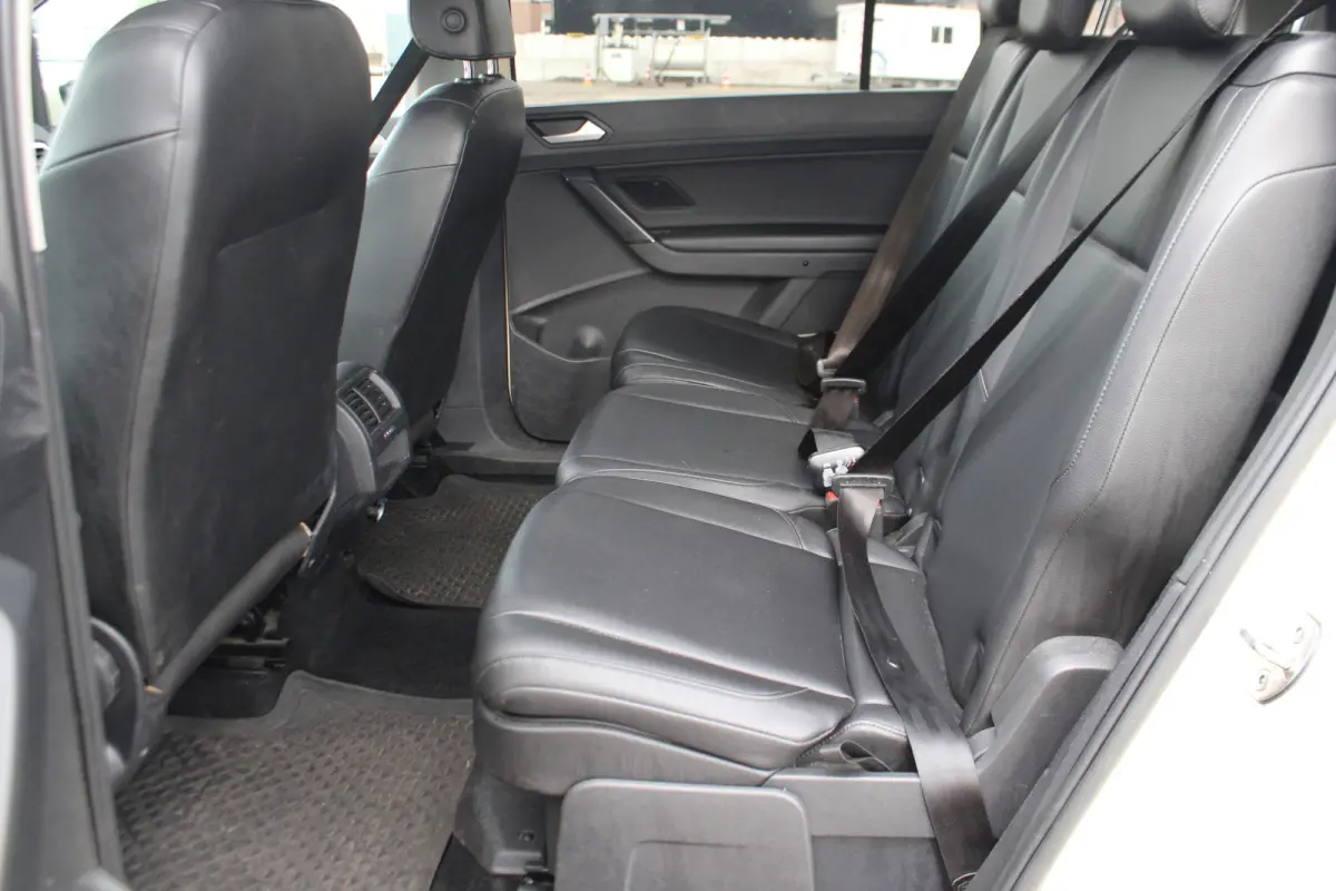 1.6 TDI SCR Connected Series 7p