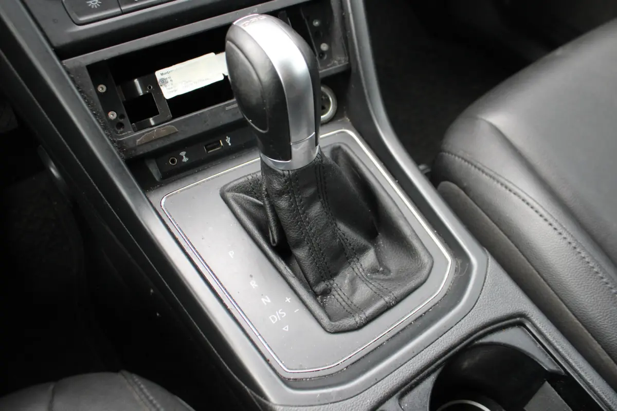1.6 TDI SCR Connected Series 7p