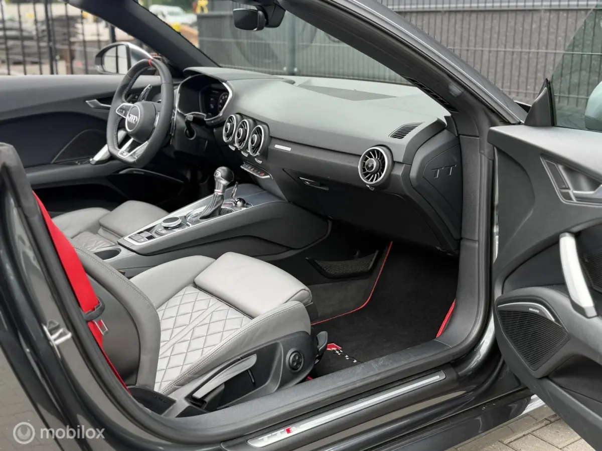 2.0 TFSI TTS quattro Pro Line +