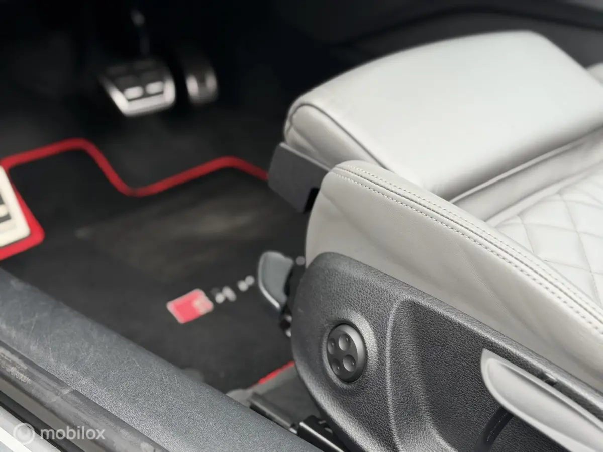 2.0 TFSI TTS quattro Pro Line +