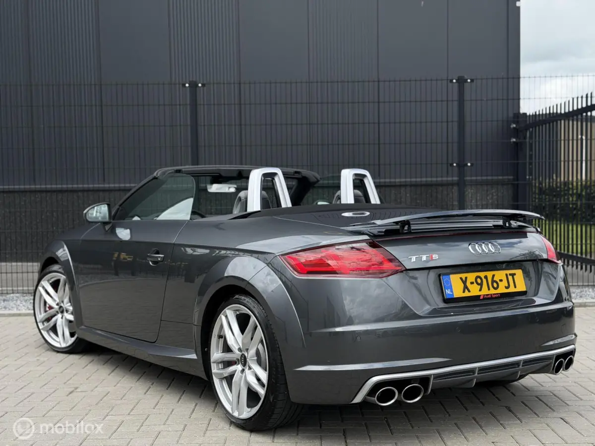 2.0 TFSI TTS quattro Pro Line +