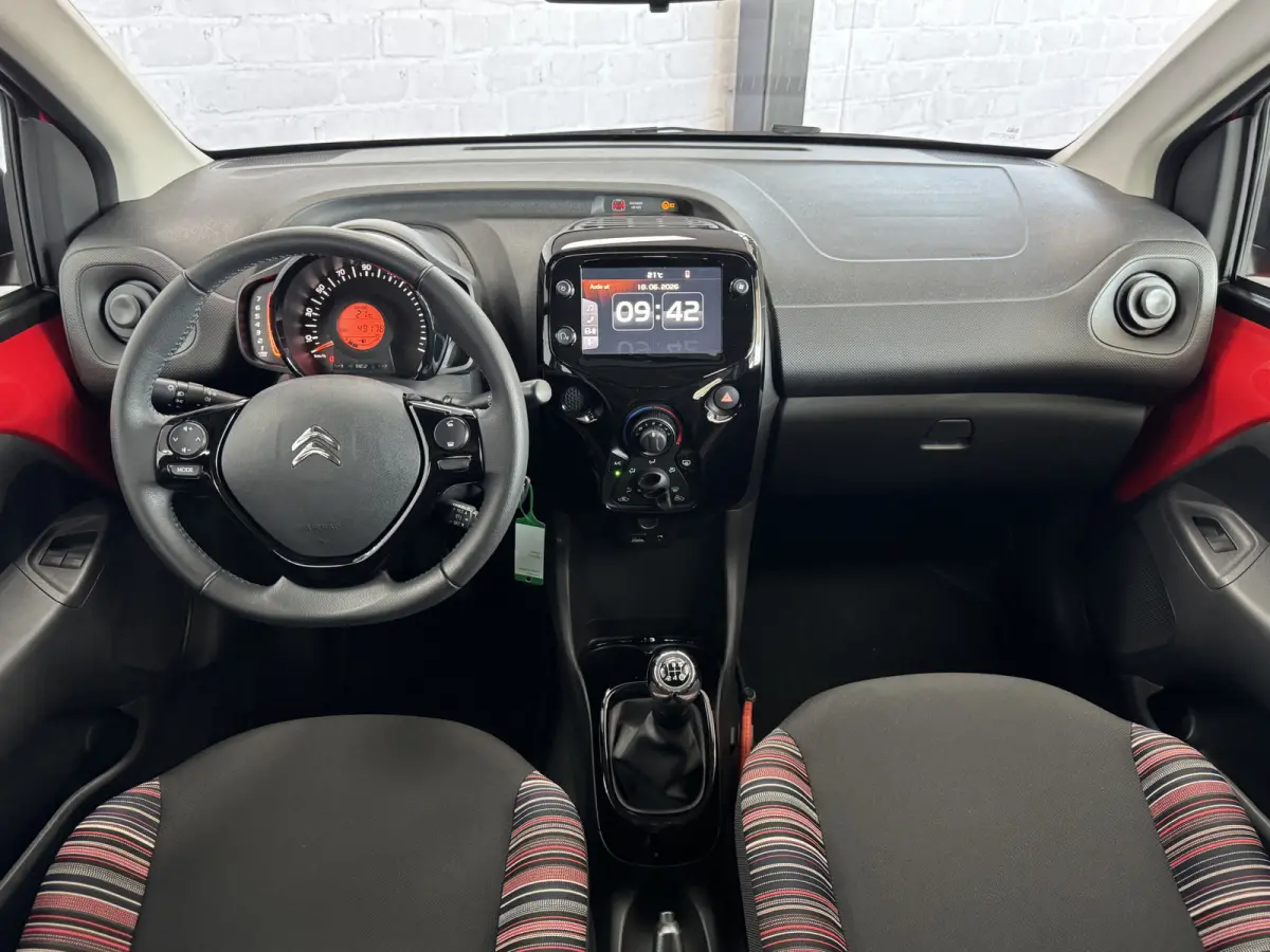 1.0 VTi Shine Carplay Cruise Camera Airco