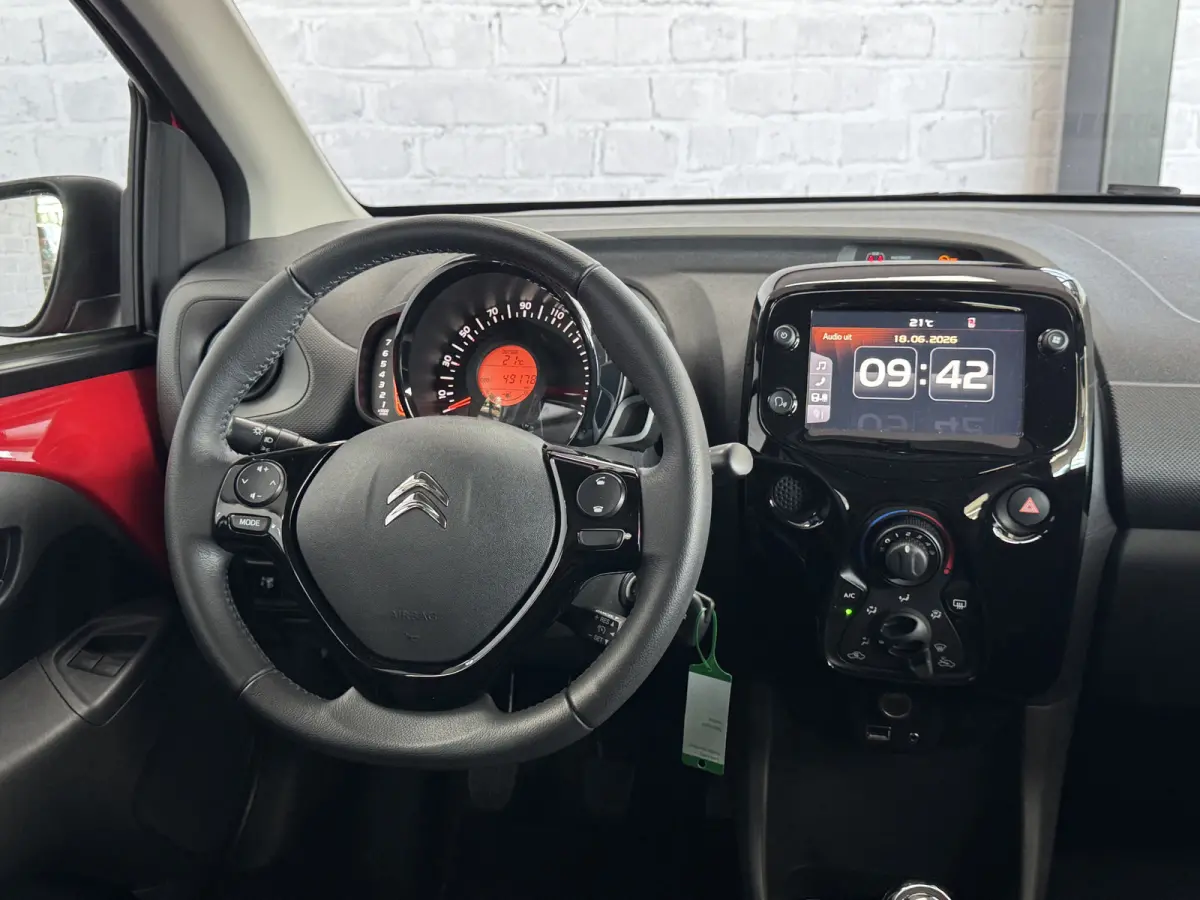 1.0 VTi Shine Carplay Cruise Camera Airco