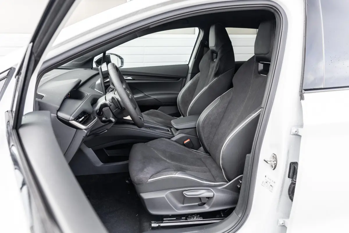 85 286pk Sportline | Business Upgrade Clever | Trekhaak Wegklapbaar