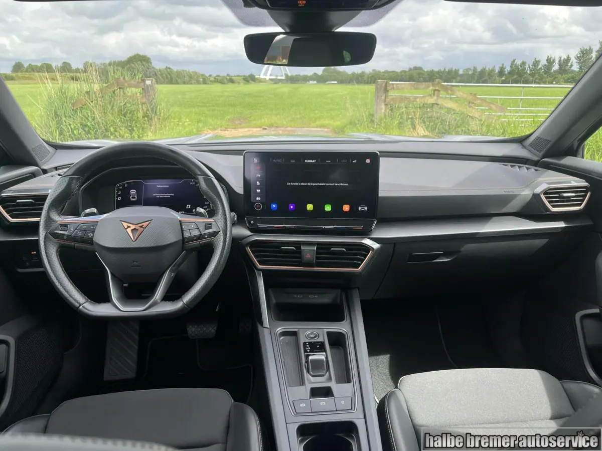 1.4 e-Hybrid |Camera|Carplay|Halfleer|LED|AC