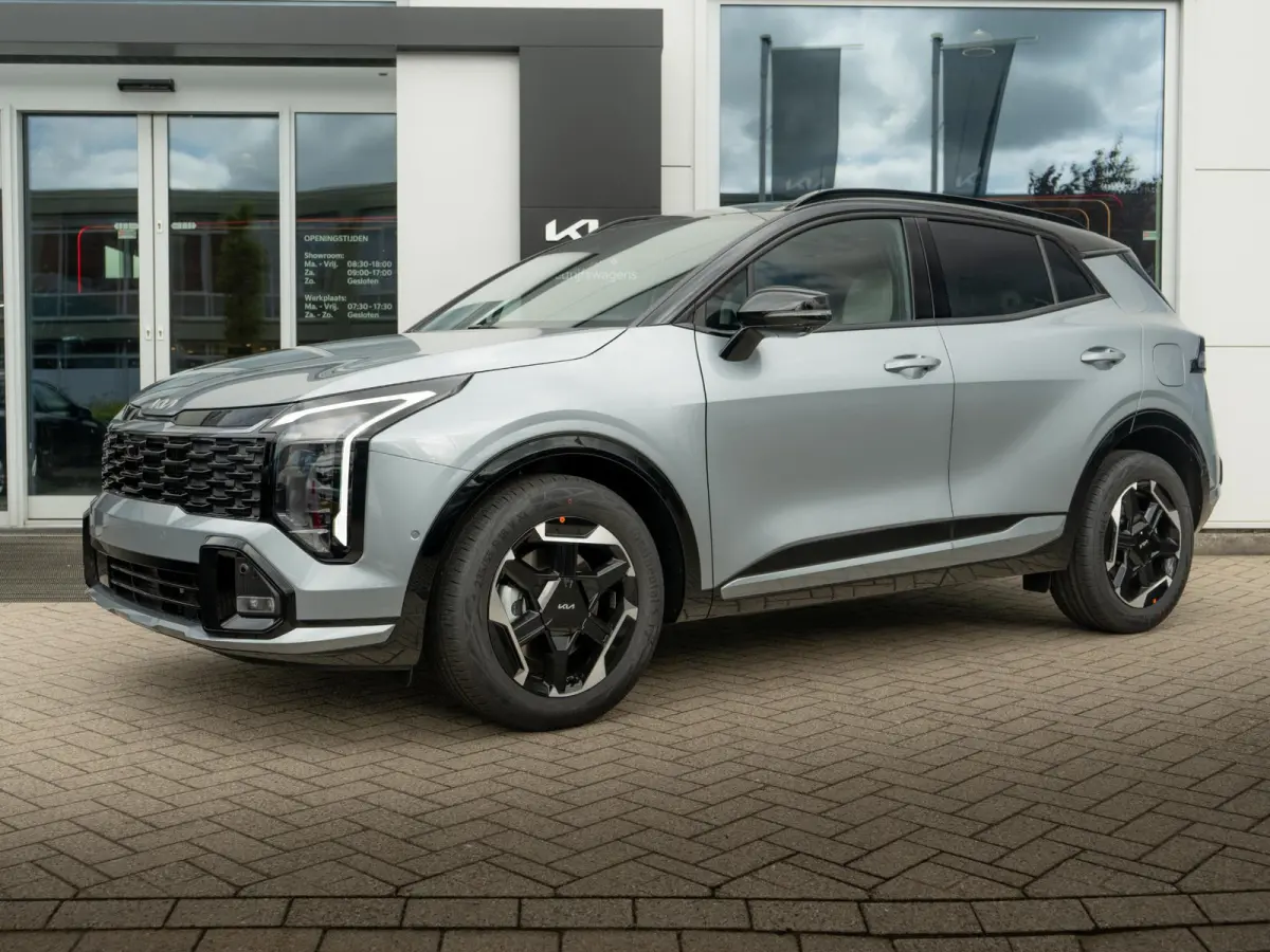 1.6 T-GDi Hybrid GT-PlusLine | Actieprijs* | Op Voorraad | HIFI | Head up display | Schuif-/Kanteldak | Elektrische achterklep | Navi. | Clima. | Adapt. Cruise. | Stoel&Stuur Verwarming | Ac