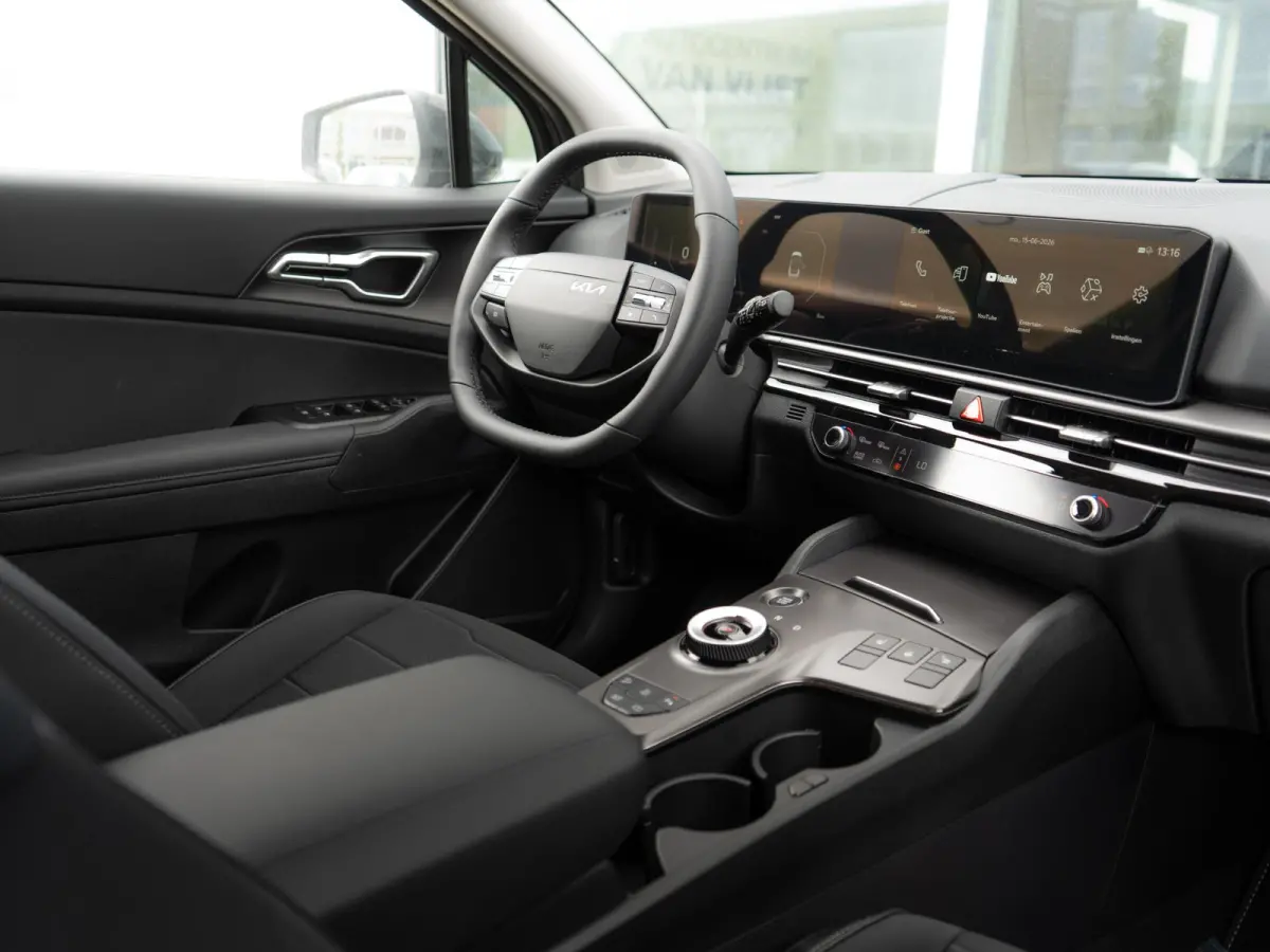 1.6 T-GDi Plug-in Hybrid DynamicPlusLine | Actieprijs* | Op Voorraad | Schuif-/Kanteldak | Stoel en Stuurverwarming | Navi. | Clima. | Adapt. Cruise. | Dodehoekassitentie