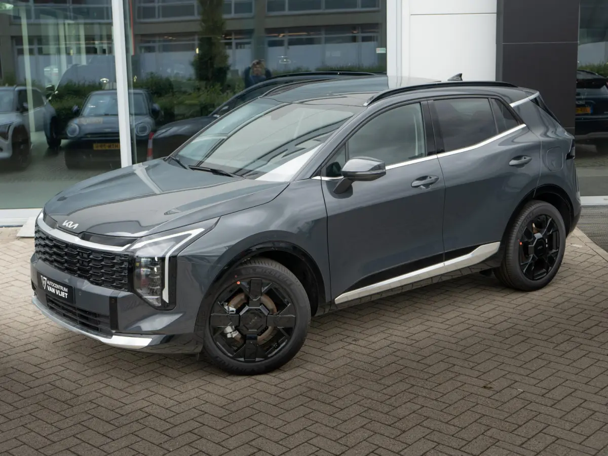 1.6 T-GDi Plug-in Hybrid DynamicPlusLine | Actieprijs* | Op Voorraad | Schuif-/Kanteldak | Stoel en Stuurverwarming | Navi. | Clima. | Adapt. Cruise. | Dodehoekassitentie