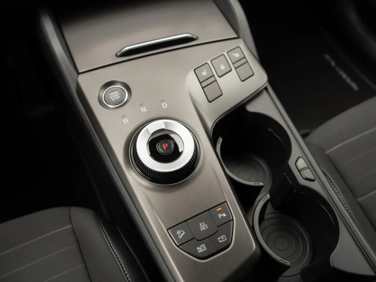 1.6 T-GDi Plug-in Hybrid DynamicPlusLine | Actieprijs* | Op Voorraad | Schuif-/Kanteldak | Stoel en Stuurverwarming | Navi. | Clima. | Adapt. Cruise. | Dodehoekassitentie