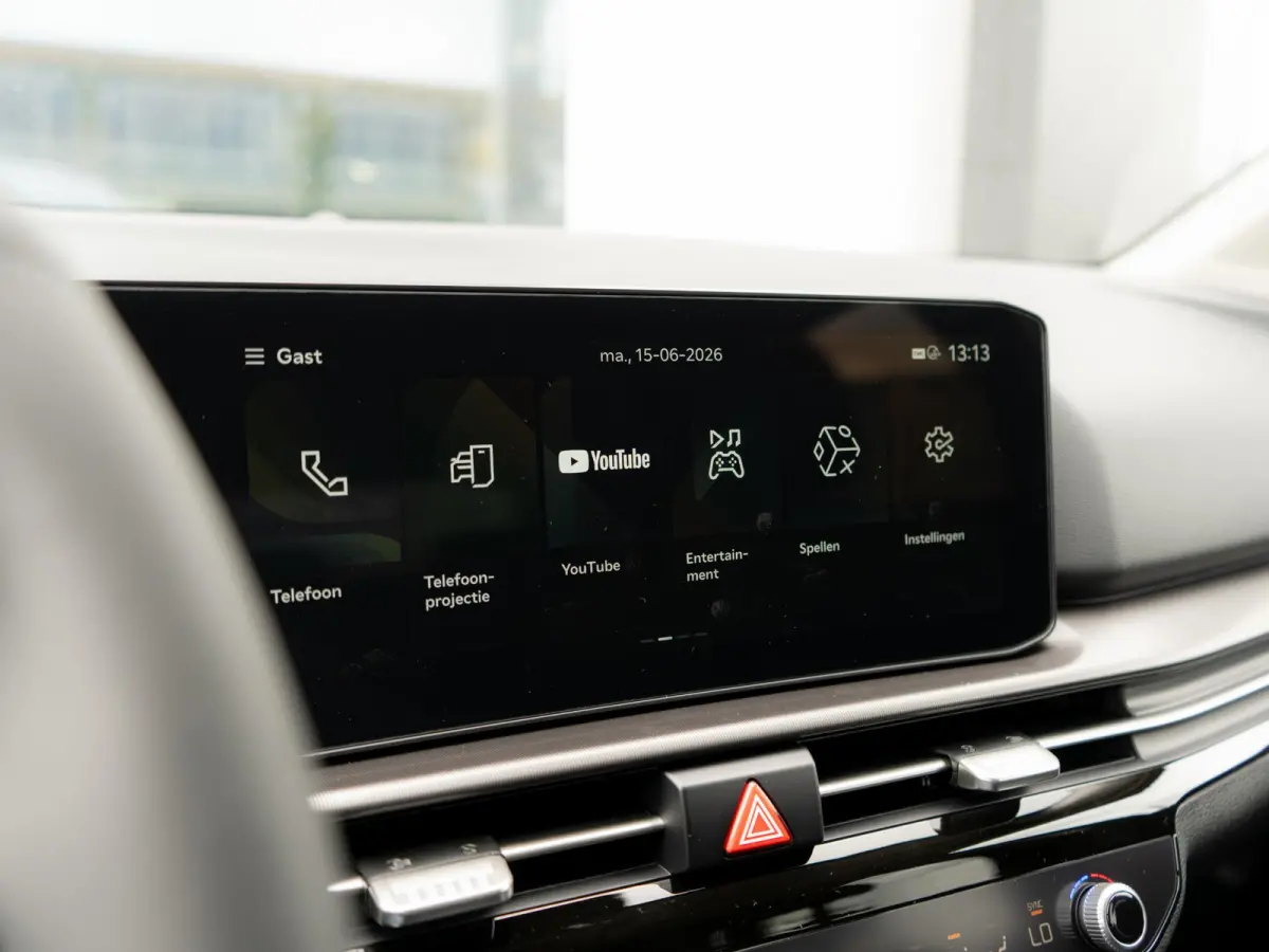 1.6 T-GDi Plug-in Hybrid DynamicPlusLine | Actieprijs* | Op Voorraad | Schuif-/Kanteldak | Stoel en Stuurverwarming | Navi. | Clima. | Adapt. Cruise. | Dodehoekassitentie