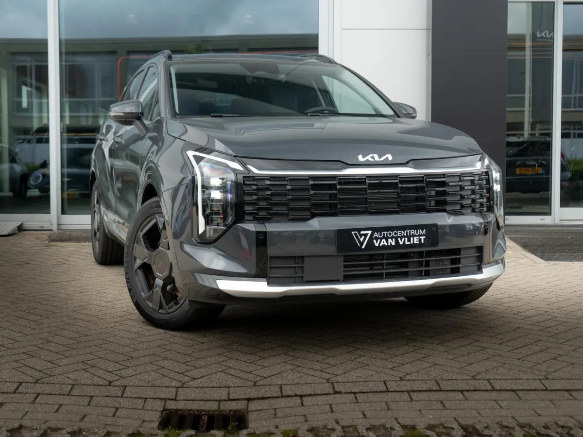 1.6 T-GDi Plug-in Hybrid DynamicPlusLine | Actieprijs* | Op Voorraad | Schuif-/Kanteldak | Stoel en Stuurverwarming | Navi. | Clima. | Adapt. Cruise. | Dodehoekassitentie