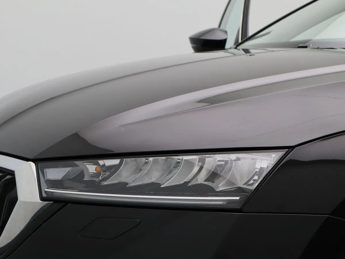 1.0 TSI Business Edition Plus | Apple Carplay / Android Auto | Keyless | Virtual Cockpit | Privacy Glass |