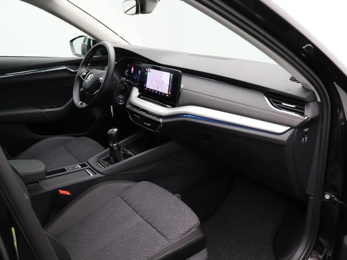1.0 TSI Business Edition Plus | Apple Carplay / Android Auto | Keyless | Virtual Cockpit | Privacy Glass |