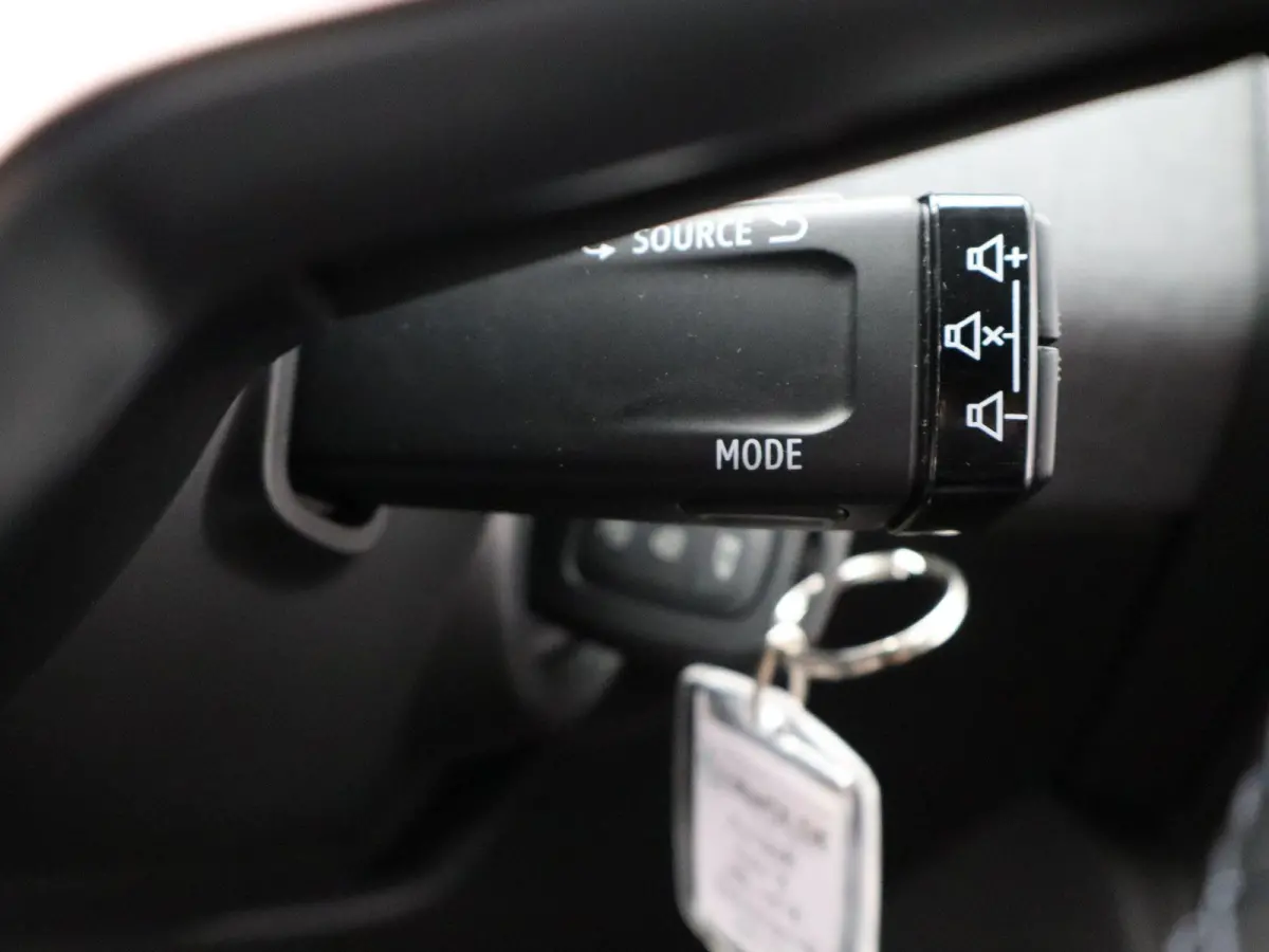 evolution TCe 90 | Apple Carplay/Android Auto | Parkeersensoren |