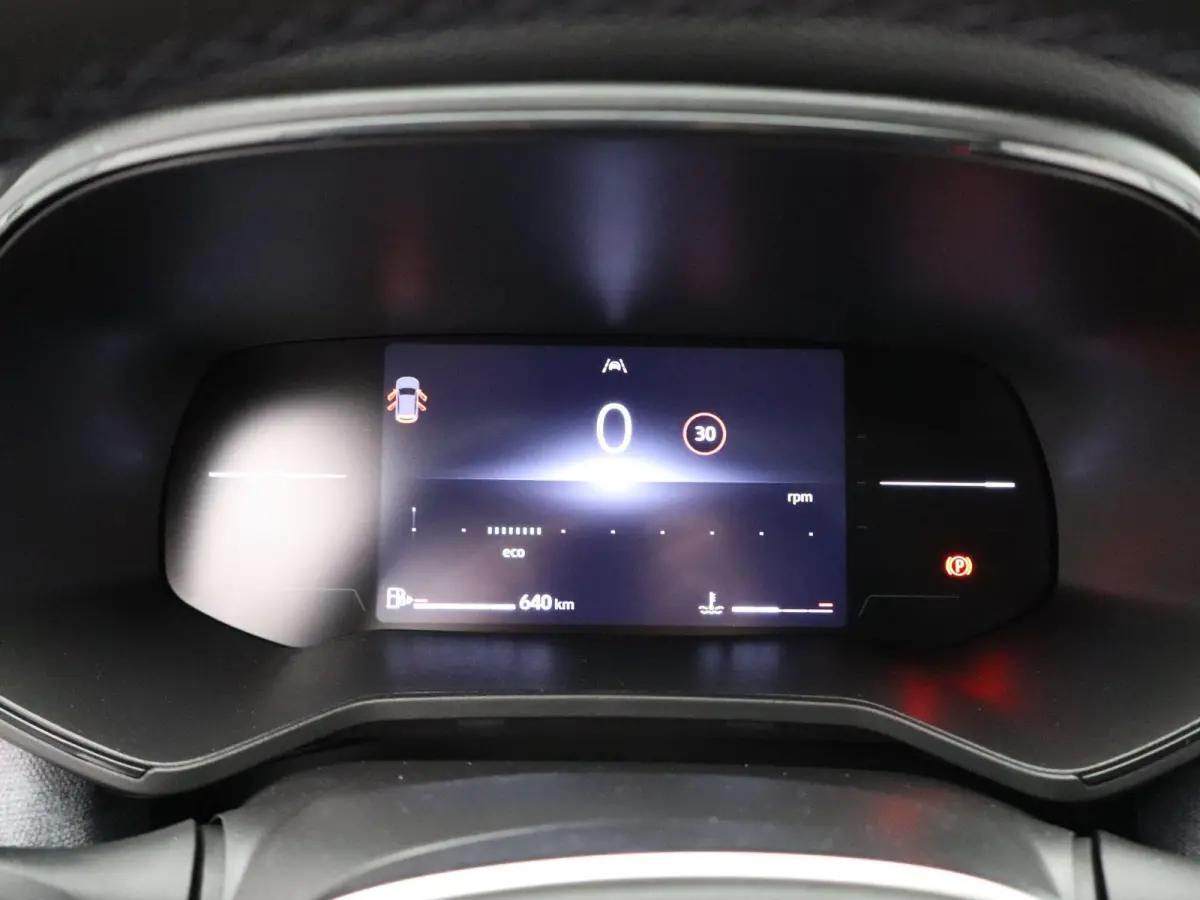 evolution TCe 90 | Apple Carplay/Android Auto | Parkeersensoren |