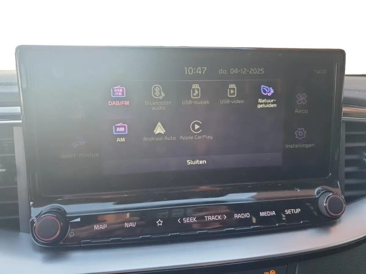 1.0T DynamicPlusLine DEMO | Direct beschikbaar | Stoel en stuurverwarming | Dodehoekdetectie | Getinte ramen achter | Elektrische achterklep | Keyless met startknop | Parkeersensoren voor en