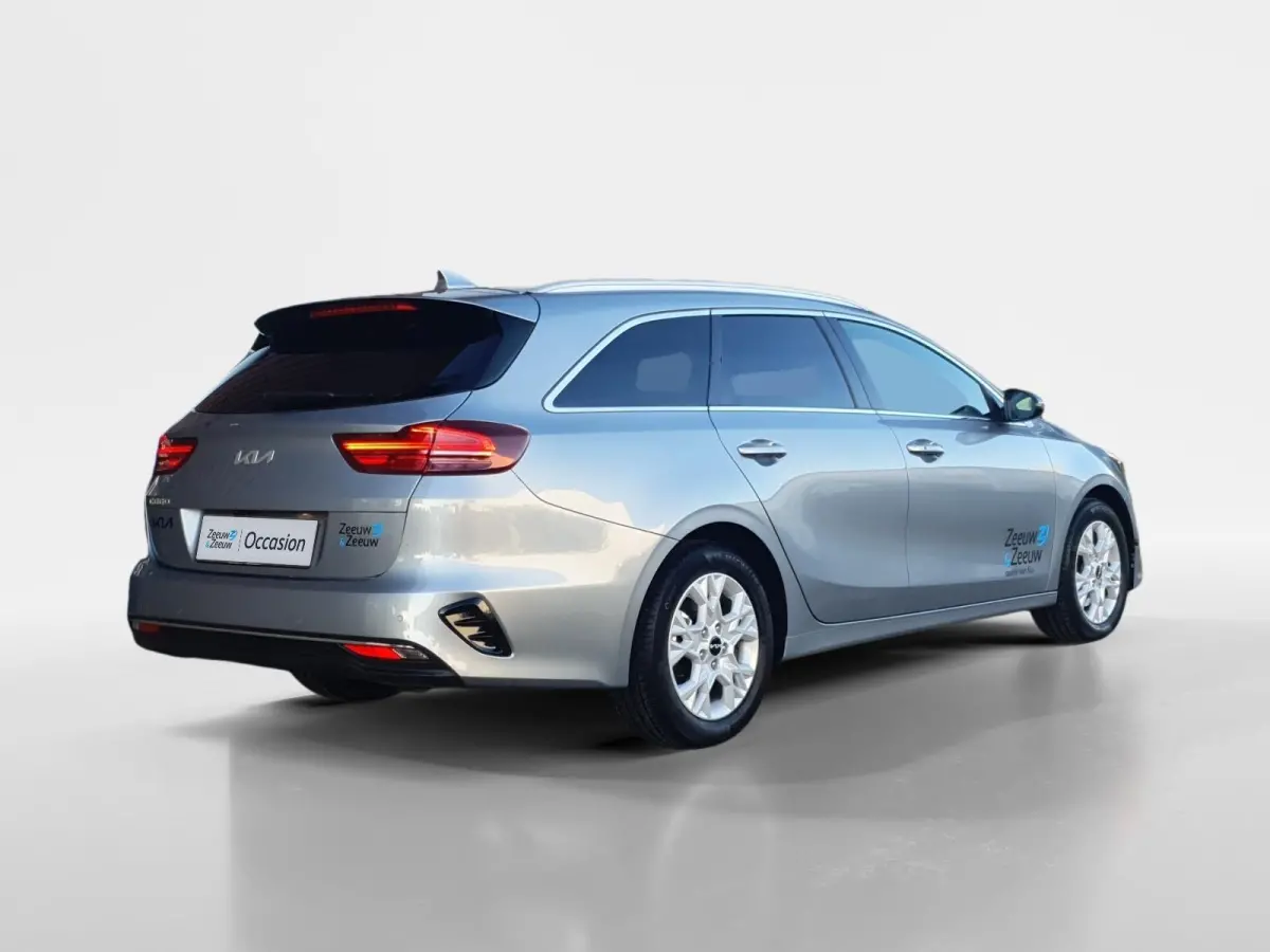 1.0T DynamicPlusLine DEMO | Direct beschikbaar | Stoel en stuurverwarming | Dodehoekdetectie | Getinte ramen achter | Elektrische achterklep | Keyless met startknop | Parkeersensoren voor en