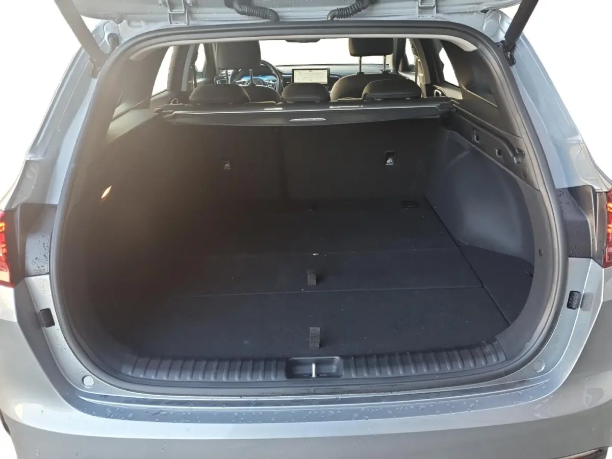 1.0T DynamicPlusLine DEMO | Direct beschikbaar | Stoel en stuurverwarming | Dodehoekdetectie | Getinte ramen achter | Elektrische achterklep | Keyless met startknop | Parkeersensoren voor en