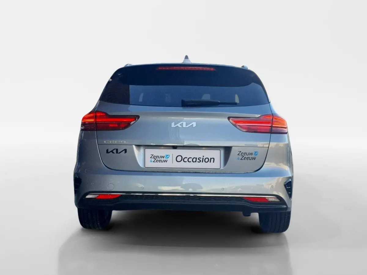 1.0T DynamicPlusLine DEMO | Direct beschikbaar | Stoel en stuurverwarming | Dodehoekdetectie | Getinte ramen achter | Elektrische achterklep | Keyless met startknop | Parkeersensoren voor en