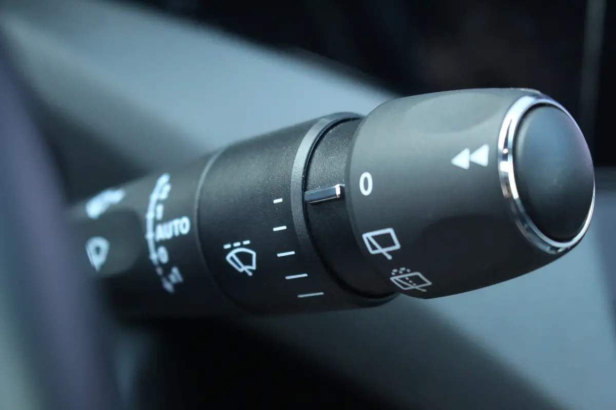 1.6 Plug-in Hybrid 225 GT | Pano | Camera | Keyless | LMV 18" | DAB | Dodehoeksens. | Climate | LED | Navi | Pano | Camera | Keyless | LMV 18" | DAB | Dodehoeksens. | Climate | LED | Navi |