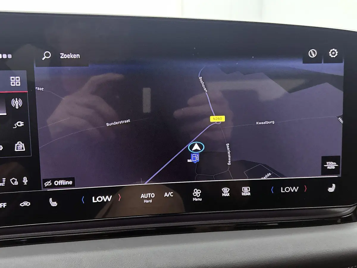 S edition 83 kWh | Adaptive cruise control | Luchtvering | Verwarmbaar stuurwiel | 360 graden camera | MMI bijrijdersdisplay | Privacy glas | Elektr. verstelbaar stuurwiel | Elektr. verstelb