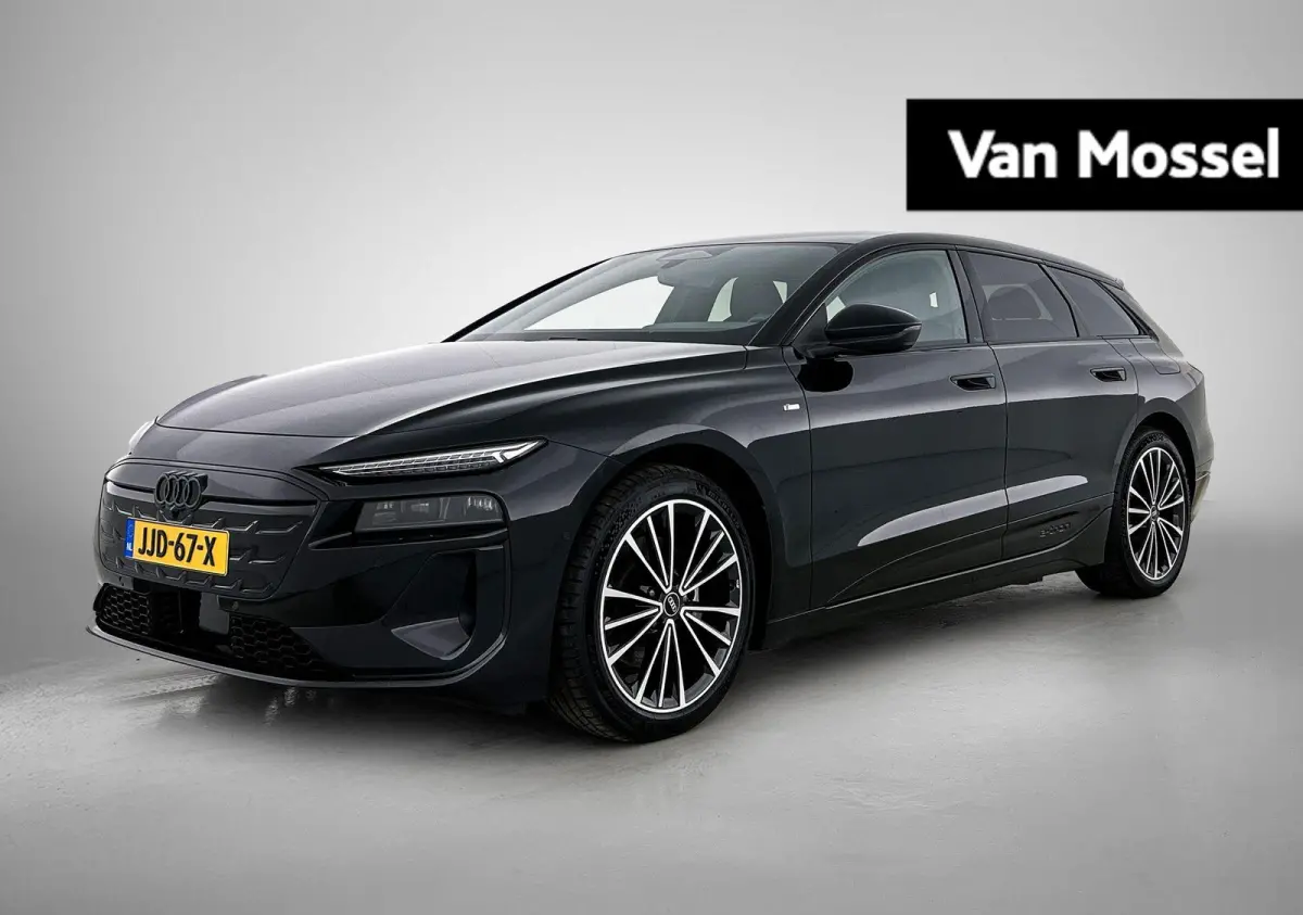 S edition 83 kWh | Adaptive cruise control | Luchtvering | Verwarmbaar stuurwiel | 360 graden camera | MMI bijrijdersdisplay | Privacy glas | Elektr. verstelbaar stuurwiel | Elektr. verstelb