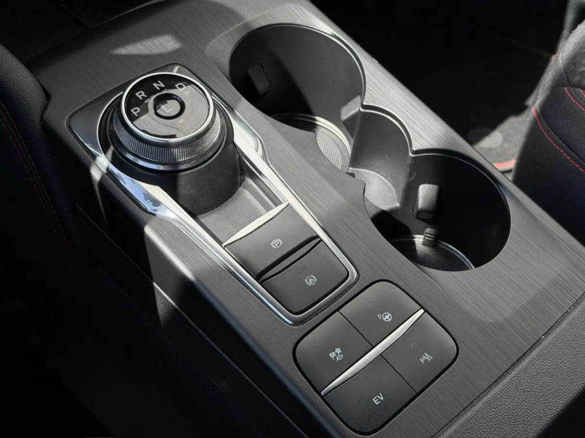 2.5 PHEV ST-Line | LED | virtual | cam | Carplay