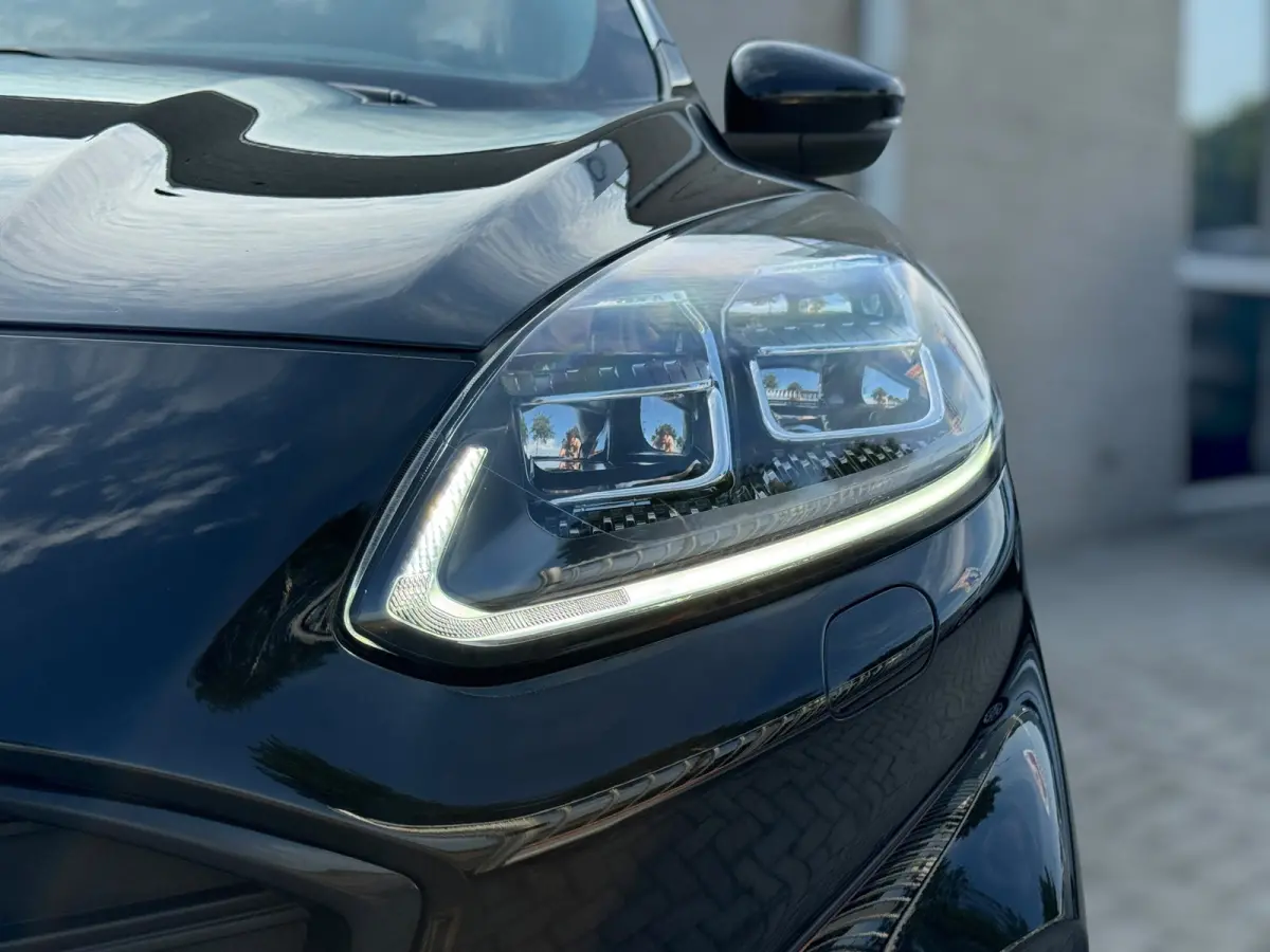 2.5 PHEV ST-Line X Nordic PHEV / ELEKTR. KLEP / WINTERPACK / CARPLAY / MATRIX / ALCANTARA / ELEKTR STOEL / CAMERA V+A