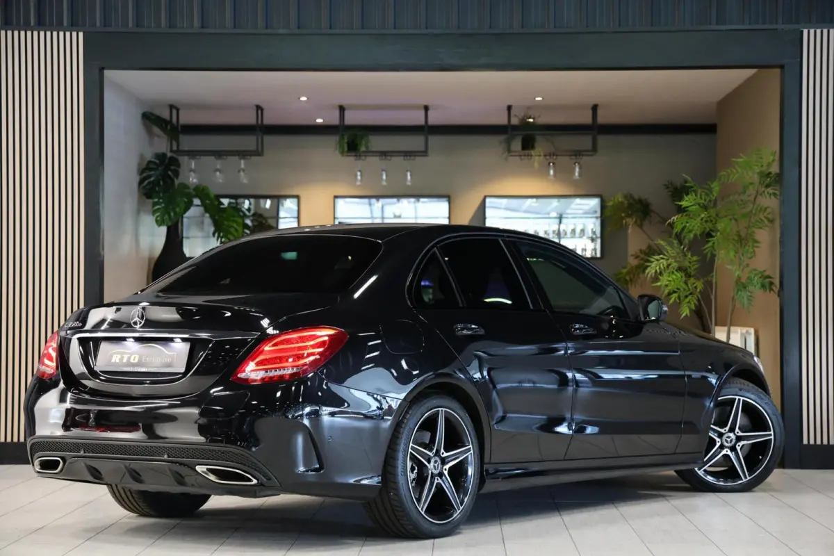 350 e AMG|Luchtvering|Night|Carplay|Leder