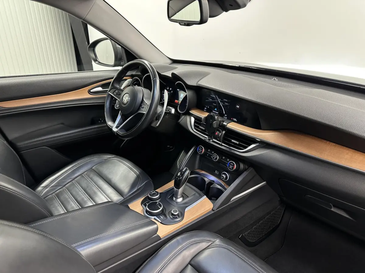 2.0 T AWD TREKHAAK LEER NAVI CRUISE ECC.