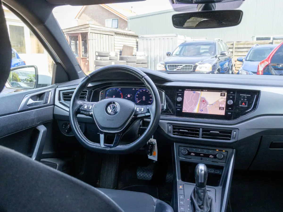 1.0 TSI Comfortline Business Automaat ACC 16" Virtual cockpit