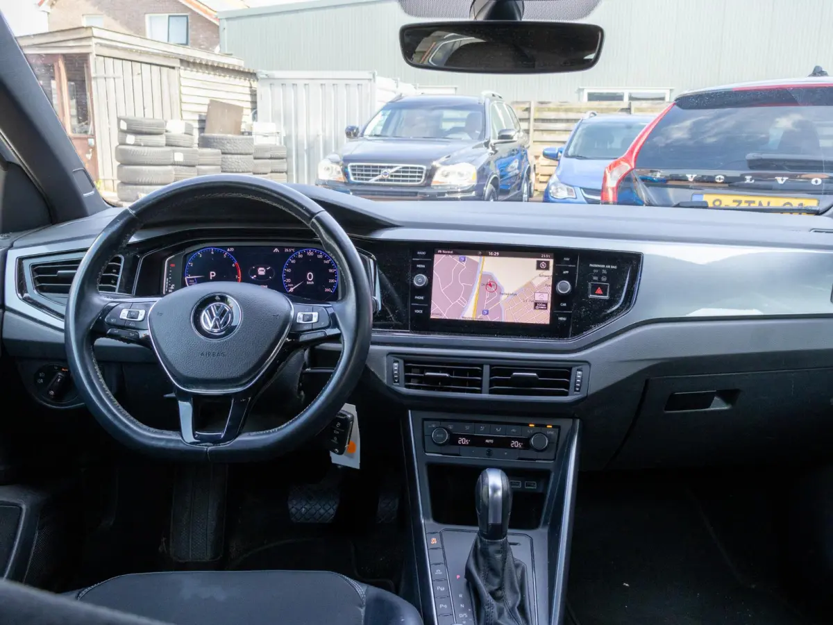 1.0 TSI Comfortline Business Automaat ACC 16" Virtual cockpit