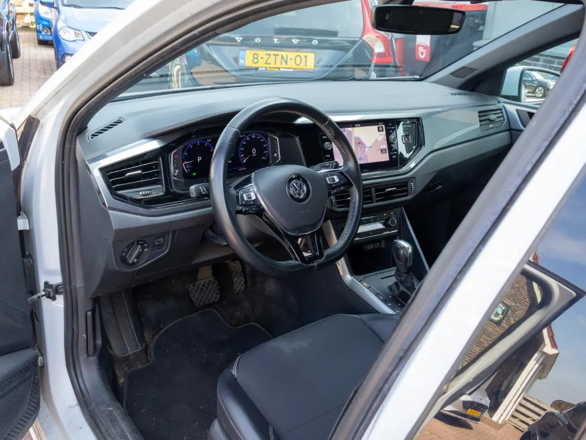 1.0 TSI Comfortline Business Automaat ACC 16" Virtual cockpit