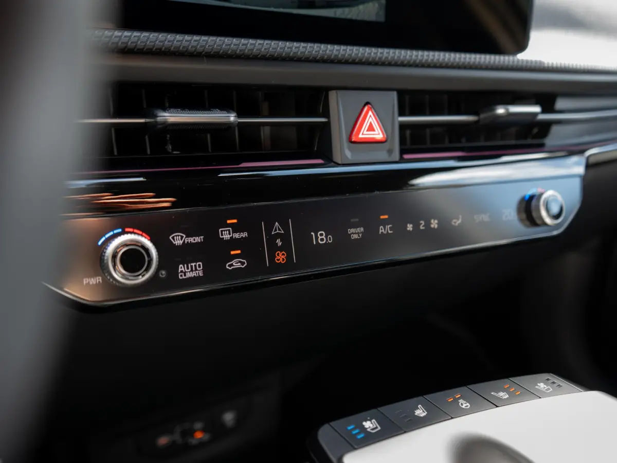 GT-Line Business Edition 84 kWh | OP VOORRAAD | Stoel verwarming l Elektrische kofferklep | GT pakket | LED | Keyless | 20 inch LMV