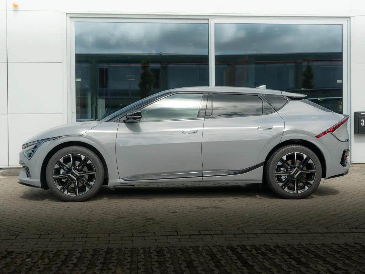 GT-Line Business Edition 84 kWh | OP VOORRAAD | Stoel verwarming l Elektrische kofferklep | GT pakket | LED | Keyless | 20 inch LMV