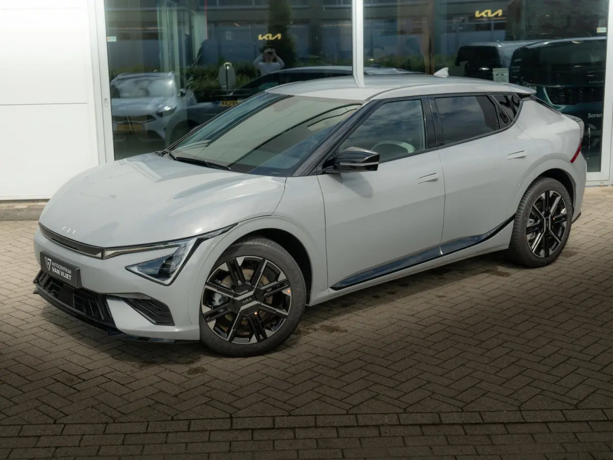 GT-Line Business Edition 84 kWh | OP VOORRAAD | Stoel verwarming l Elektrische kofferklep | GT pakket | LED | Keyless | 20 inch LMV